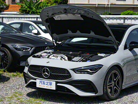 2025�� CLA 260 4MATIC ��ذ�