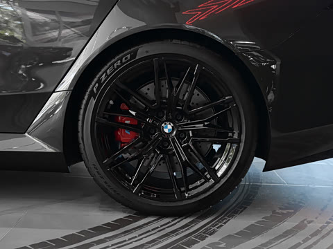 2025�� M5