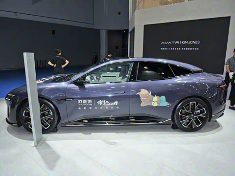 2025�� Ultra���̰�