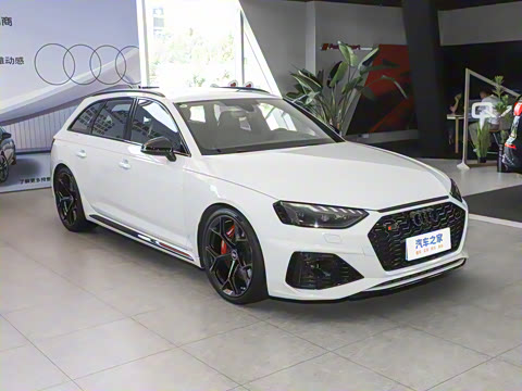 2024��  RS4 Avant ȼ���