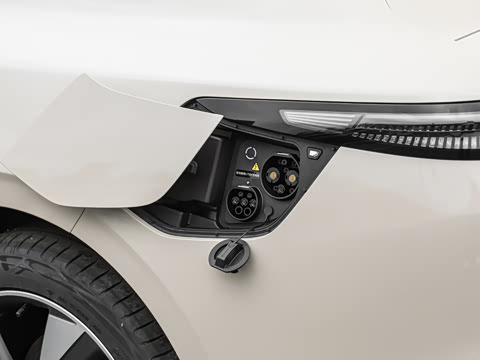 2027�� ���� 860 Max�����״��