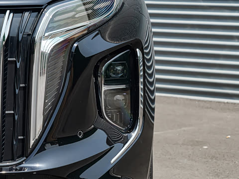 2025�� �Ŀ�  2.0T PHEV ����200��������� 7��