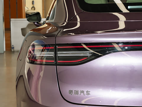 2025�� 705km Pro