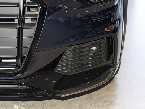 2025�� allroad quattro 55 TFSI ��̽�ռ�