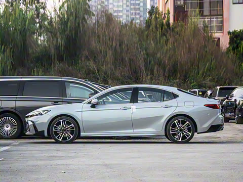 2026�� 2.0S �˶���