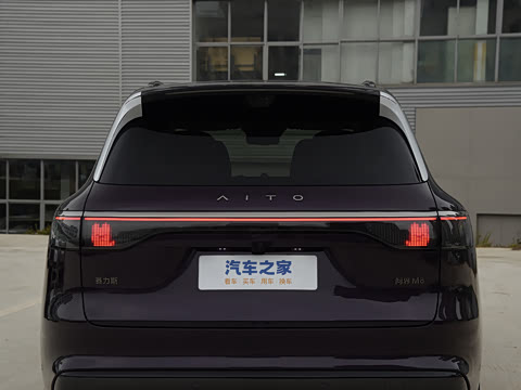 2025�� ���� Ultra�� 53.4kWh 6���� (896�߼����״