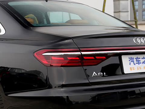 2026�� A8L 45 TFSI quattro ������