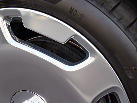 2026�� GLS 480 4MATIC ���ݰ�