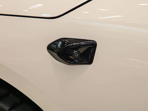 2025�� �Ŀ� 710 Max��