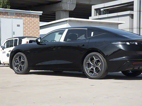 2025�� 120����Ultra