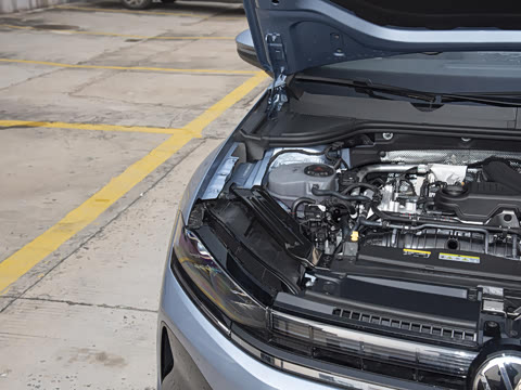 2026�� L 300TSI DSG ��Ӣ��