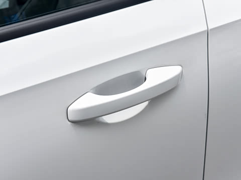 2026�� EV 550km ר�����а�