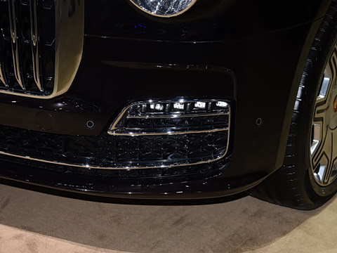 2026�� 4.0T V8 ��ϼ���ư�