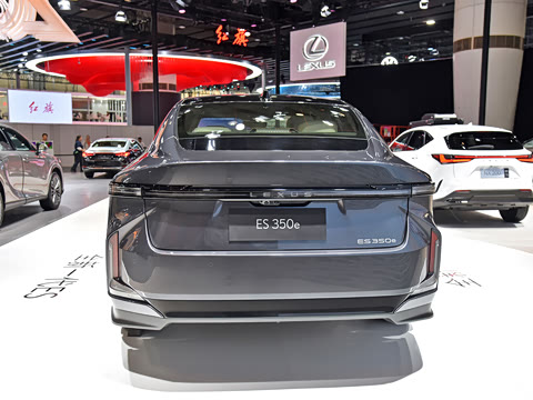 2025�� 350e