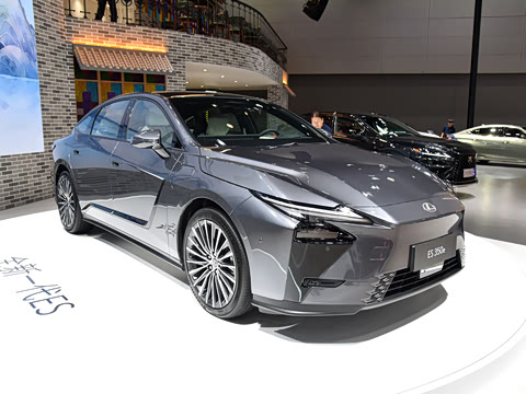 2025�� 350e