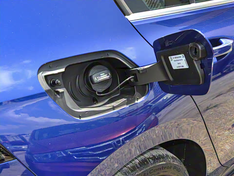 2025�� �Ŀ�� 300TSI R-Line