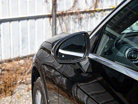 2026�� GLC 300 L 4MATIC ������ 7��