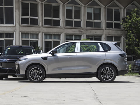 2027�� 610������
