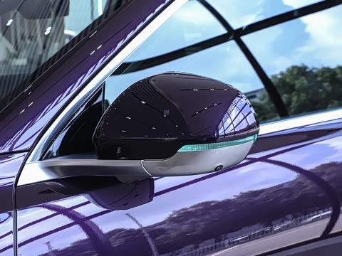 2025�� ���� Ultra�� 53.4kWh 5���� (192�߼����״