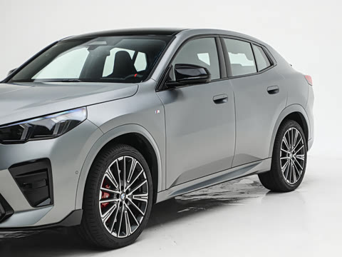 2026�� M35i
