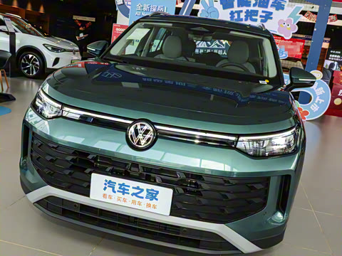 2025�� ̽��L 300TSI ������Ӣ