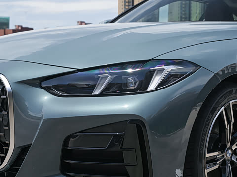 2026�� 425i M�˶���װ