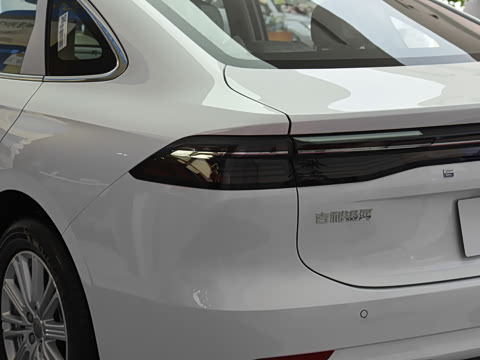 2026�� EV 550km ������