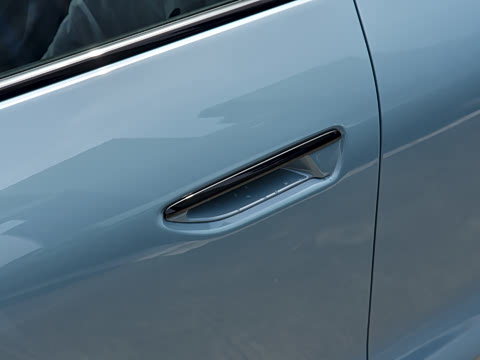 2026�� TFSI quattro 200kW �콢��