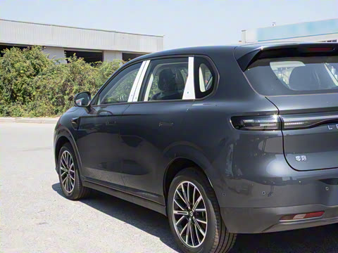 2025�� 600������