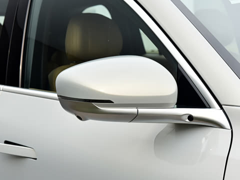 2025�� ����Ultra+����������