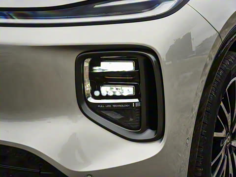 2025�� 215����������