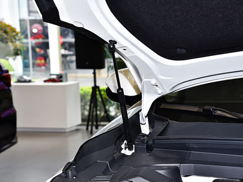 2026�� 370TURBO ����������