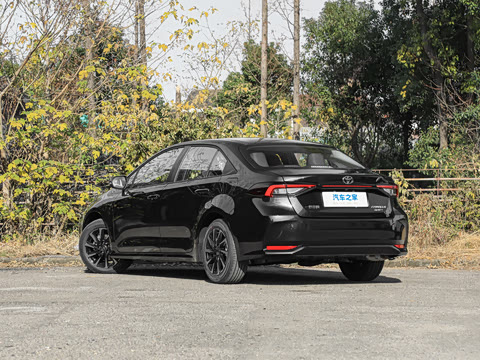 2026�� 1.8L ˫�� ��Ӣ��