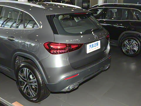 2025�� �Ŀ� GLA 220