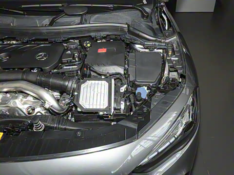 2025�� �Ŀ� GLA 220