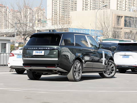 2026�� 3.0 L6 400PS AB�����