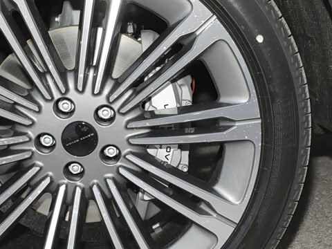 2026�� 3.0 L6 400PS AB�����