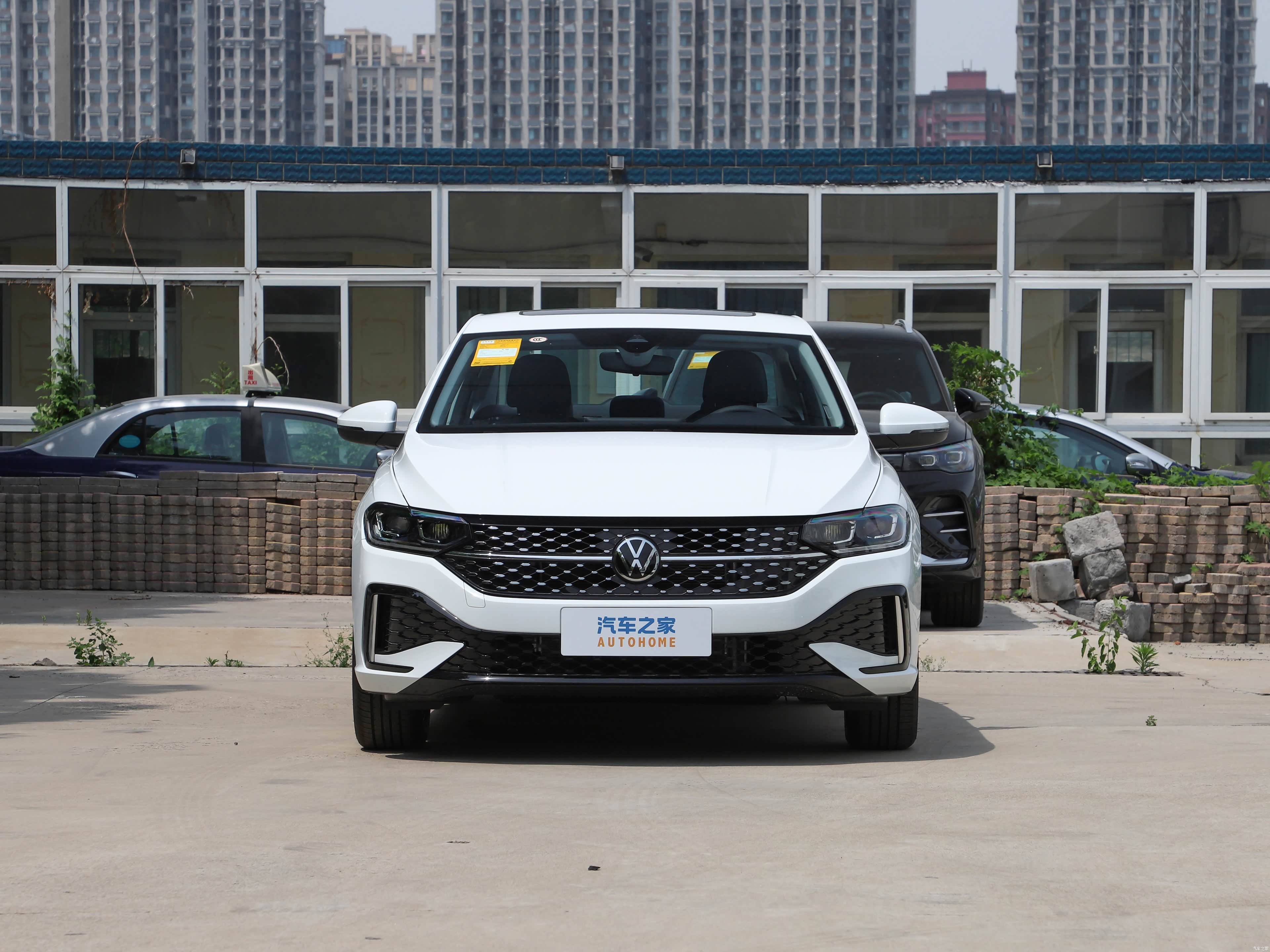 Volkswagen Lavida, миниатюра 2