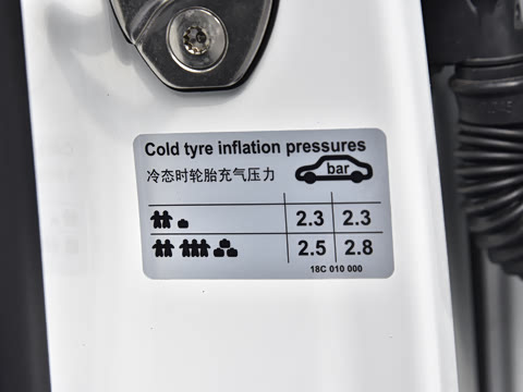 2026�� L 300TSI DSG ������