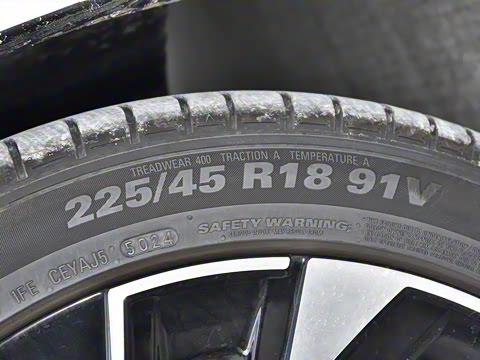 2026�� L 300TSI DSG ������