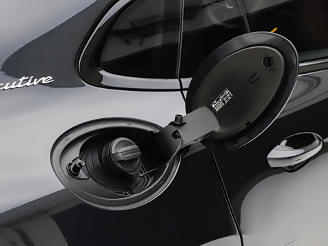 2026�� Panamera �����ӳ������� 2.9T