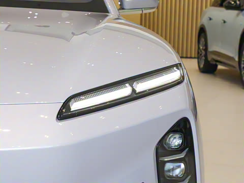 2025�� 100kWh Touring