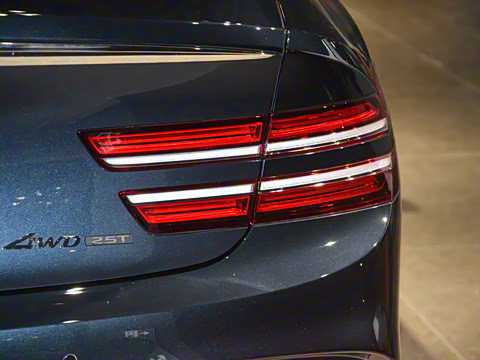 2026�� 2.5T ����������