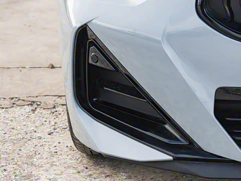 2025�� M240i xDrive