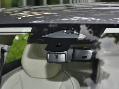 2026�� L 300TSI DSG ������