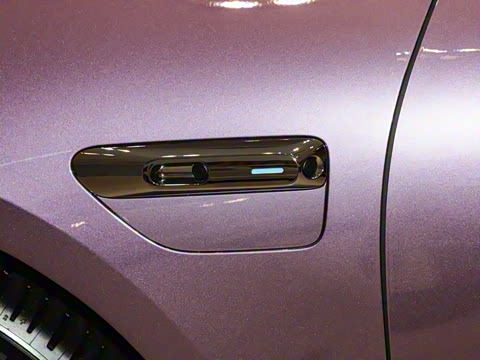 2025�� 703km Ultra�˶���