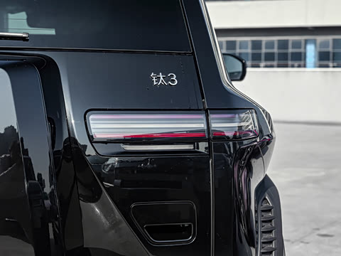 2025�� 501KM ����Ultra��