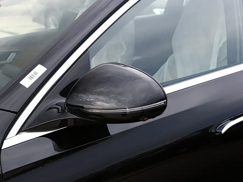 2026�� E 300 L �����