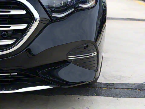 2026�� E 300 L �����