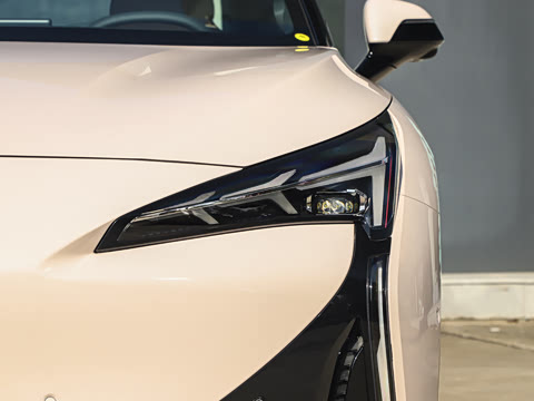 2025�� �Ŀ� 560MAX 185kW